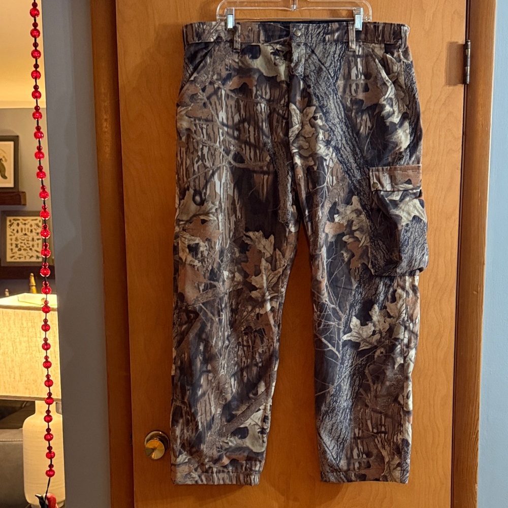 Cabela’s Camouflage Hunting Cargo Pants